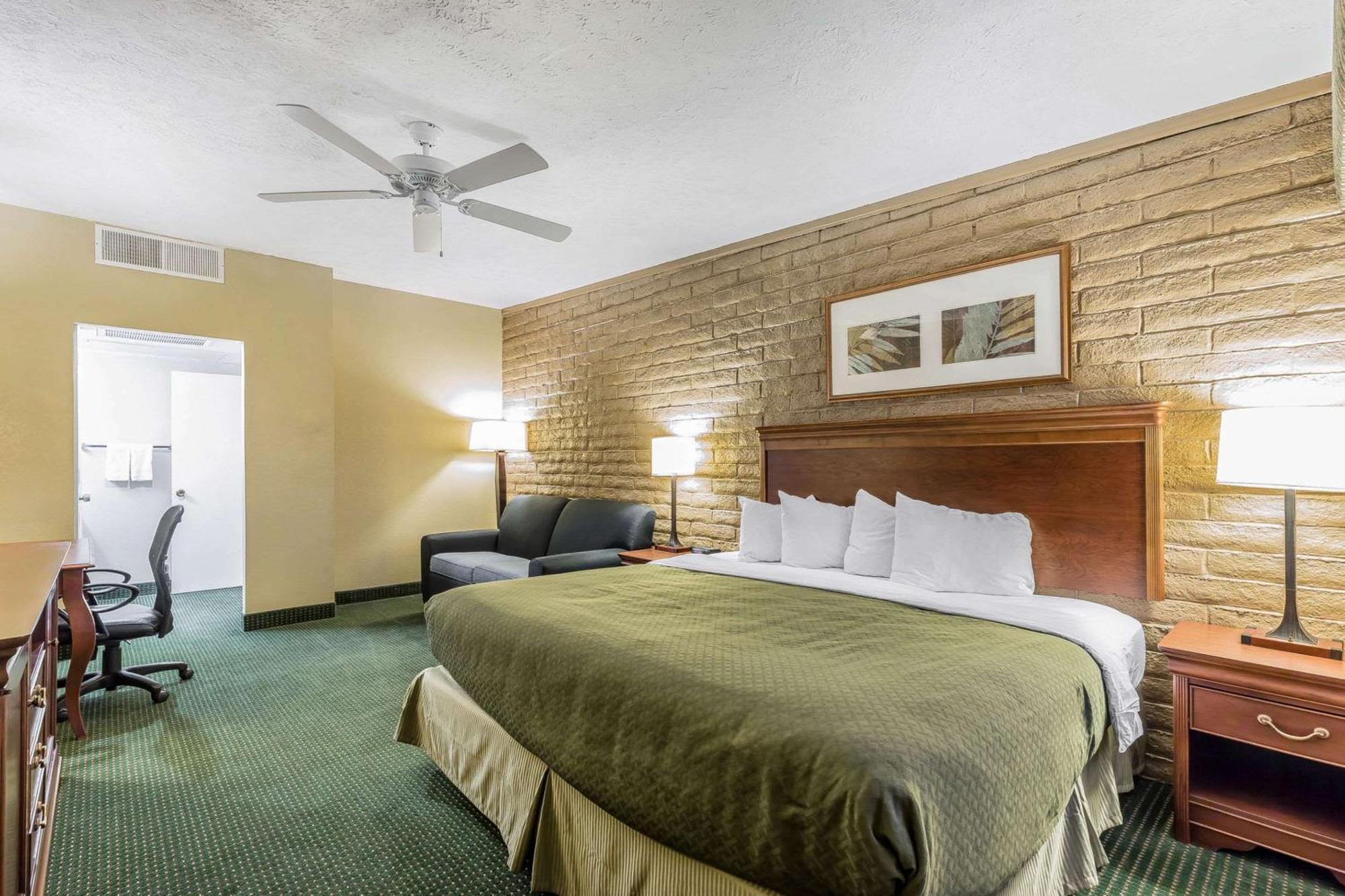 Inn Quality - St George North Washington